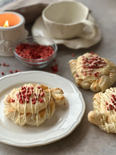 Рецепт к чаю: Вензель с клубникой